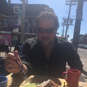 Meet your Posher, Chris